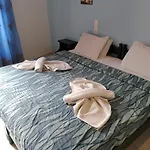 Smaragdi * La Canea